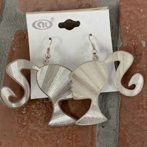 NWT Fashion BARBIE Inspired Lightweight Silver Toned Dangle Earrings Hoo…